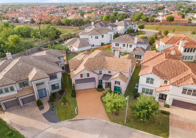 Photo 3 of Single family home for sale at 13706 Northwood Meadow Cir, Houston, TX 77077 | MLS# 82406460 | Listing updated on 2026-09-01