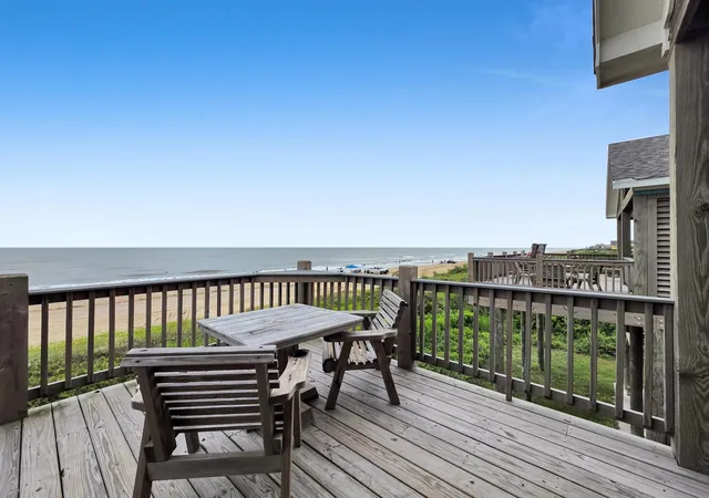 Photo 3 of Single family home for sale at 1706 Highway 87, Gilchrist, TX 77617 | MLS# 54555473 | Listing updated on 2026-07-21