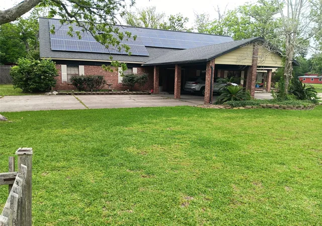 1st image of 7824 Pecan Forest Ln, Baytown, TX 77521 | MLS# 74692151