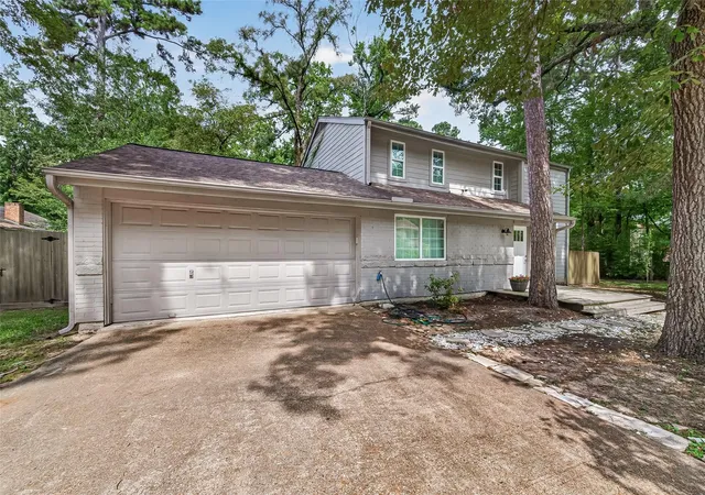 Photo 2 of Single family home for sale at 11111 Meadow Rue St, Spring, TX 77380 | MLS# 33089515 | Listing updated on 2026-08-20