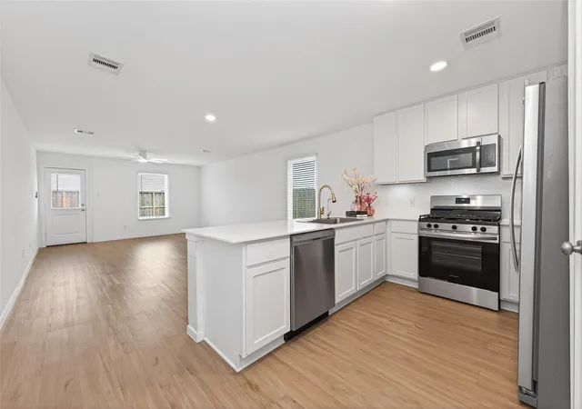 Photo 4 of Single family home for sale at 18667 San Salvo Dr, New Caney, TX 77357 | MLS# 2520699 | Listing updated on 2026-05-07