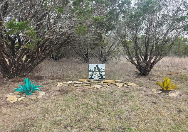 2nd image of 220 Private Road 16025, Jonesboro, TX 76538 | MLS# 78106184