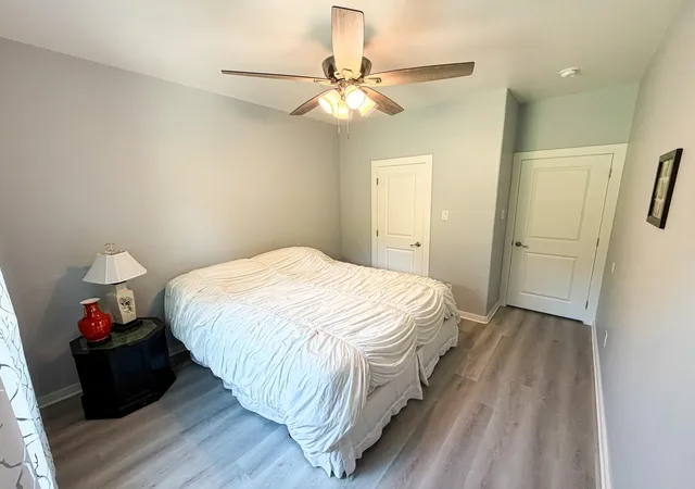 Photo 3 of Single family home for sale at 925 Chuckwagon Trl, Angleton, TX 77515 | MLS# 69775799 | Listing updated on 2026-09-10