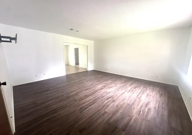 2nd image of 706 University Ave, Wharton, TX 77488 | MLS# 96104918