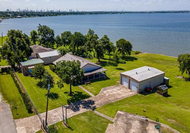 1st image of 1730 Hillcrest St, Baytown, TX 77520 | MLS# 16741645