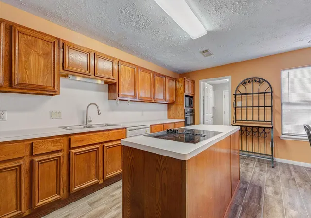 Photo 3 of Single family home for sale at 3102 Ashford Bnd Dr, Houston, TX 77082 | MLS# 5121134 | Listing updated on 2026-07-05