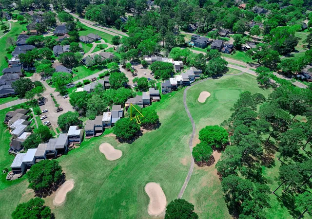 Photo 3 of Townhouse for sale at 34 April Hl, Montgomery, TX 77356 | MLS# 8032296 | Listing updated on 2026-08-08