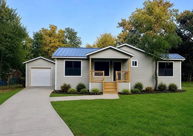 Photo 1 of Single family home for sale at 2003 Terral Ct, Cameron, TX 76520 | MLS# 19262553 | Listing updated on 2026-09-01