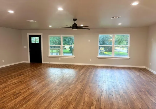 Photo 3 of Single family home for sale at 2003 Terral Ct, Cameron, TX 76520 | MLS# 19262553 | Listing updated on 2026-09-01