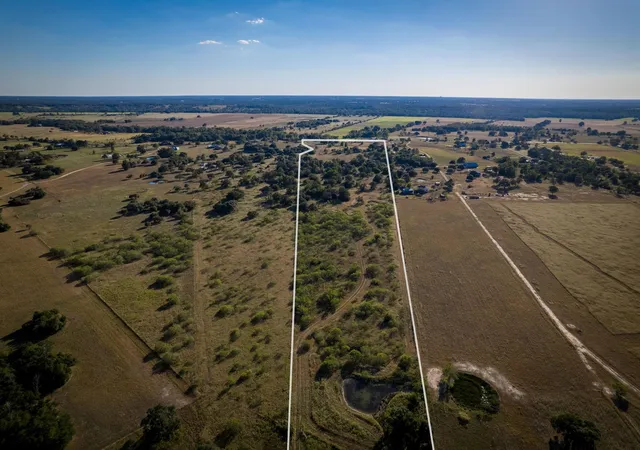 1st image of 1625 Shaws Bend Rd, Columbus, TX 78934 | MLS# 74515438
