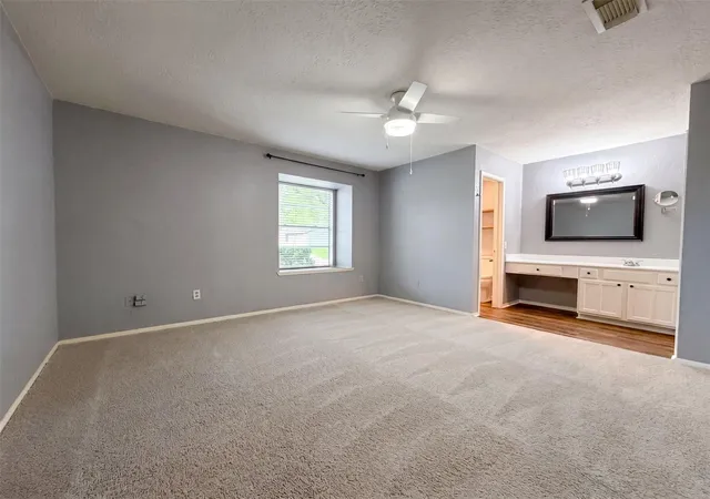 4th image of 6710 Renfro Dr, Richmond, TX 77469 | MLS# 86307484