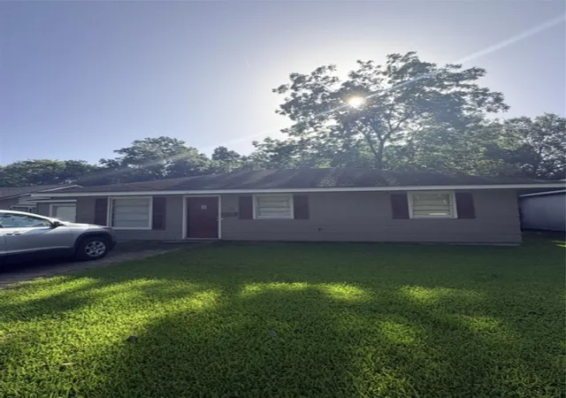 Photo 1 of Single family home for sale at 5270 Spencer Dr, Beaumont, TX 77708 | MLS# 98641224 | Listing updated on 2026-08-28