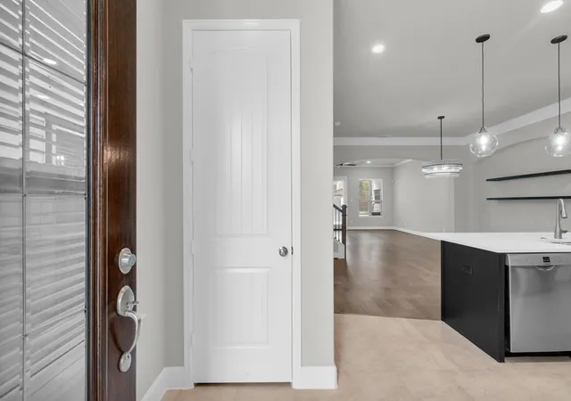 3rd image of 5107 Darling St, Houston, TX 77007 | MLS# 39655317