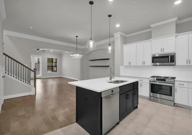 5th image of 5107 Darling St, Houston, TX 77007 | MLS# 39655317