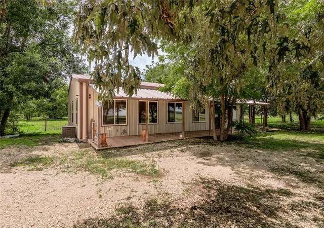 4th image of 150 Air Park Dr, Livingston, TX 77351 | MLS# 69873991