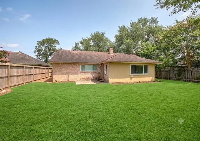 Homes for sale in Friendswood, TX | 5011 Encino Ct, Friendswood, TX 77546 | MLS# 27416746