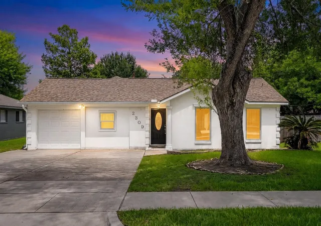 Photo 1 of Single family home for sale at 2309 Halbert Dr, Pearland, TX 77581 | MLS# 81010681 | Listing updated on 2026-09-05