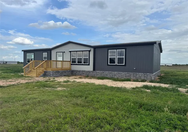 Photo 1 of Single family home for sale at 1231 Saddleback Dr, Bellville, TX 77418 | MLS# 69855276 | Listing updated on 2026-08-25
