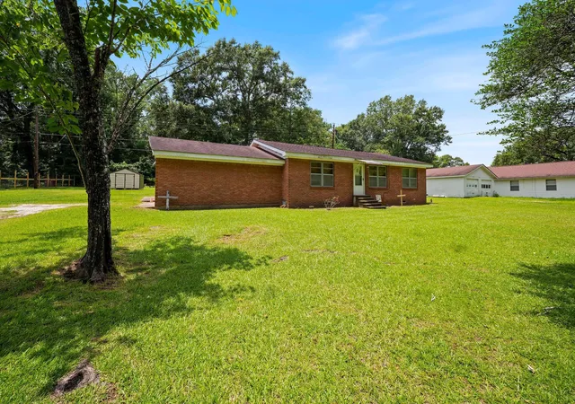 3rd image of 1108 Ricks Rd, Lufkin, TX 75901 | MLS# 83107976