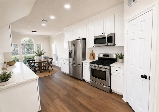 5th image of 13538 Shadow Falls Ct, Houston, TX 77059 | MLS# 62019239