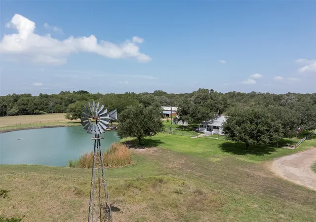 40th image of 3523 Seidel Rd, Schulenburg, TX 78956 | MLS# 51135771