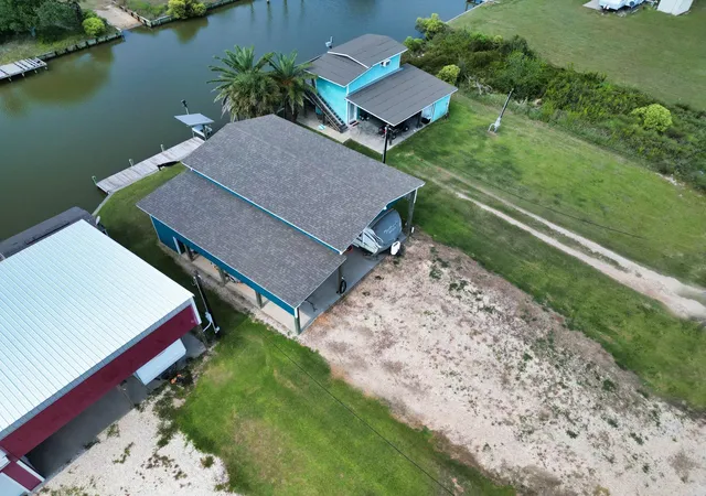 4th image of 1838 Hall Ave, Bay City, TX 77414 | MLS# 53728900
