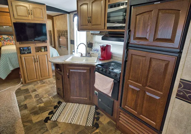 5th image of 1838 Hall Ave, Bay City, TX 77414 | MLS# 53728900