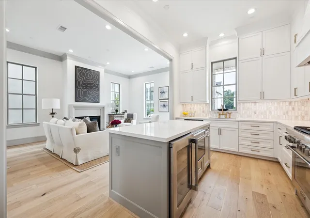 5th image of 207 Sutton Row Pl, Houston, TX 77024 | MLS# 9445690