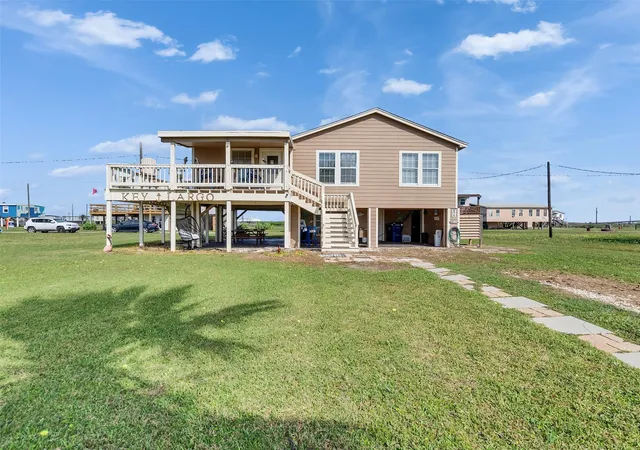 Homes for sale in Surfside Beach, TX | 914 Treaty Dr, Surfside Beach, TX 77541 | MLS# 64950992