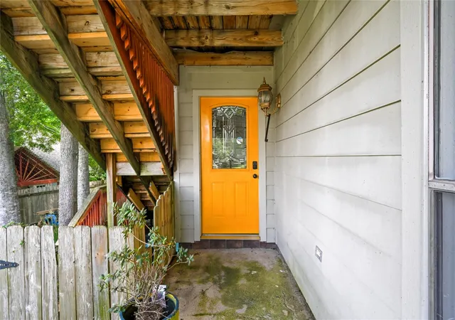 Photo 3 of Single family home for sale at 107 Harbour Town Ln, Montgomery, TX 77356 | MLS# 51911812 | Listing updated on 2026-09-07