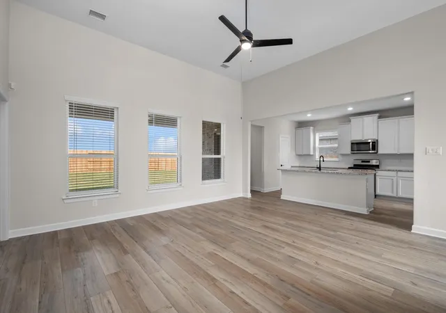 4th image of 2909 Fair Wind Ln, Dickinson, TX 77539 | MLS# 50269808