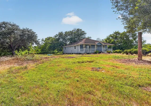 2nd image of 118 County Road 932a/elm, Alvin, TX 77511 | MLS# 14703898