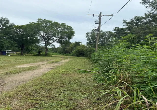 3rd image of 606 Hwy 90, Liberty, TX 77575 | MLS# 20131101
