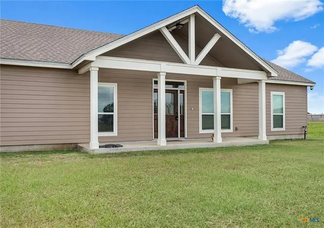 Photo 3 of Single family home for sale at 50 Dewberry Ln, Seadrift, TX 77983 | MLS# 34770259 | Listing updated on 2026-08-20