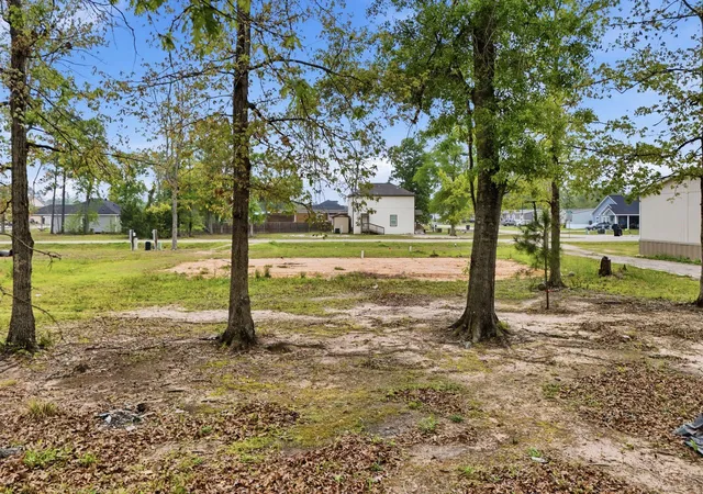 Photo 4 of Land for sale at 637 Wexford Dr, Conroe, TX 77303 | MLS# 67053710 | Listing updated on 2026-04-07