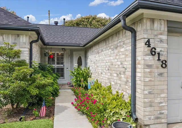 3rd image of 4618 Kimball Dr, Pearland, TX 77584 | MLS# 85892675