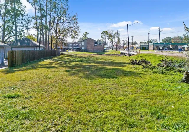 Photo 4 of Land for sale at 4827 Chantilly Ln, Houston, TX 77092 | MLS# 20526704 | Listing updated on 2026-06-27