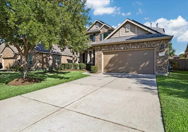 2nd image of 12822 Bedell Bridge Ln, Humble, TX 77346 | MLS# 77050377