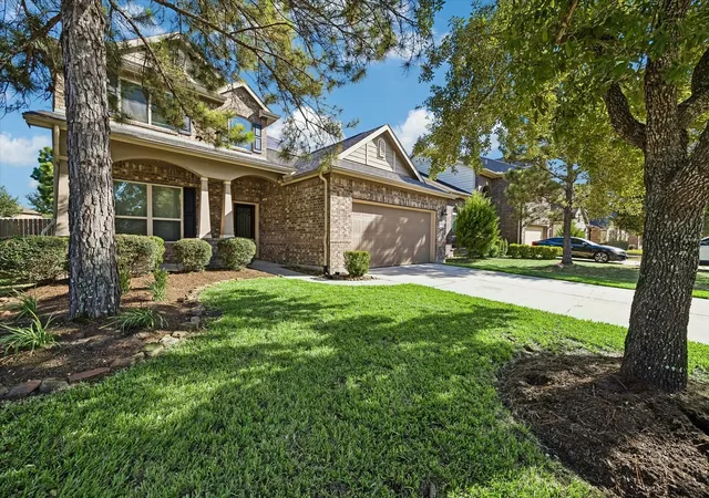Photo 3 of Single family home for sale at 12822 Bedell Brg Ln, Humble, TX 77346 | MLS# 77050377 | Listing updated on 2026-08-22
