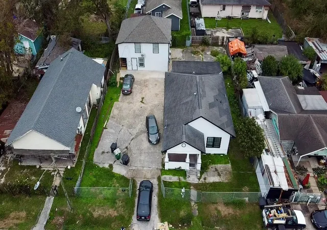 2nd image of 7209 Greenville St, Houston, TX 77020 | MLS# 19180227
