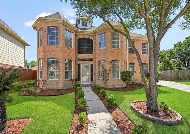 Photo 1 of Sale Pending at 215 Crabapple Dr, Baytown, TX 77520 | MLS# 72242418 | Listing updated on 2026-09-15