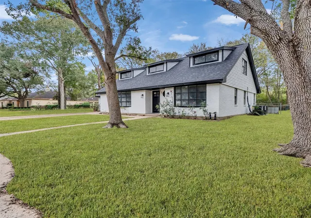 Homes for sale in Bay City, TX | 3709 Kettering Ave, Bay City, TX 77414 | MLS# 77393403