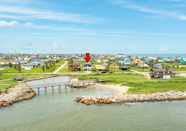 4th image of 310 Parkview Rd, Freeport, TX 77541 | MLS# 52183137