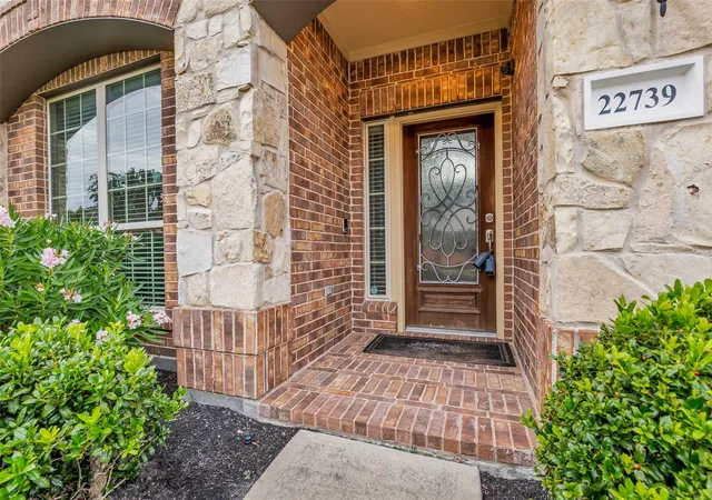 4th image of 22739 Whispering Timbers Wy, Porter, TX 77365 | MLS# 85405650