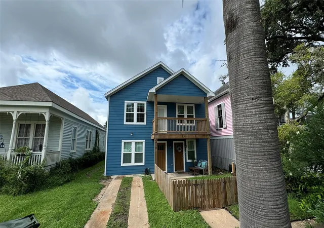 Photo 1 of Single family home for sale at 3414 Ursuline, Galveston, TX 77550 | MLS# 58953201 | Listing updated on 2026-05-13