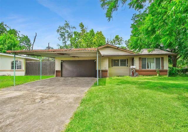 Photo 1 of Single family home for sale at 8502 Friendship Rd, Houston, TX 77080 | MLS# 82175401 | Listing updated on 2026-07-16