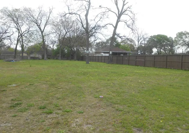 Photo 2 of Land for sale at 5210 Wayne St, Houston, TX 77026 | MLS# 34043305 | Listing updated on 2026-09-15