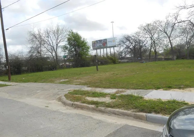 Photo 3 of Land for sale at 5210 Wayne St, Houston, TX 77026 | MLS# 34043305 | Listing updated on 2026-09-15