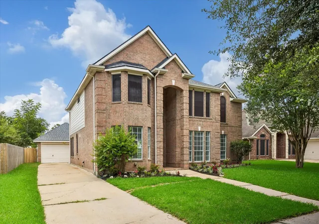 Photo 2 of Single family home for sale at 1515 Brazos Gate Dr, Richmond, TX 77469 | MLS# 79302650 | Listing updated on 2026-09-02