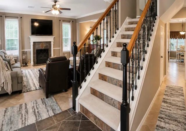 3rd image of 4515 Parkleaf Dr, Baytown, TX 77521 | MLS# 77732421